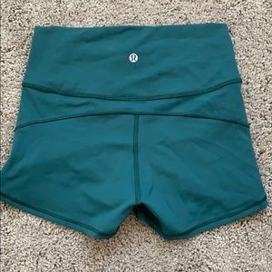 Lulu In Movement Short 2.5